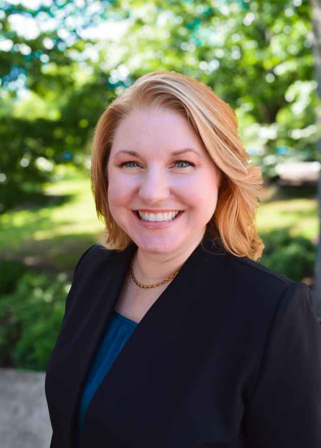 Jennifer Van Mullekom